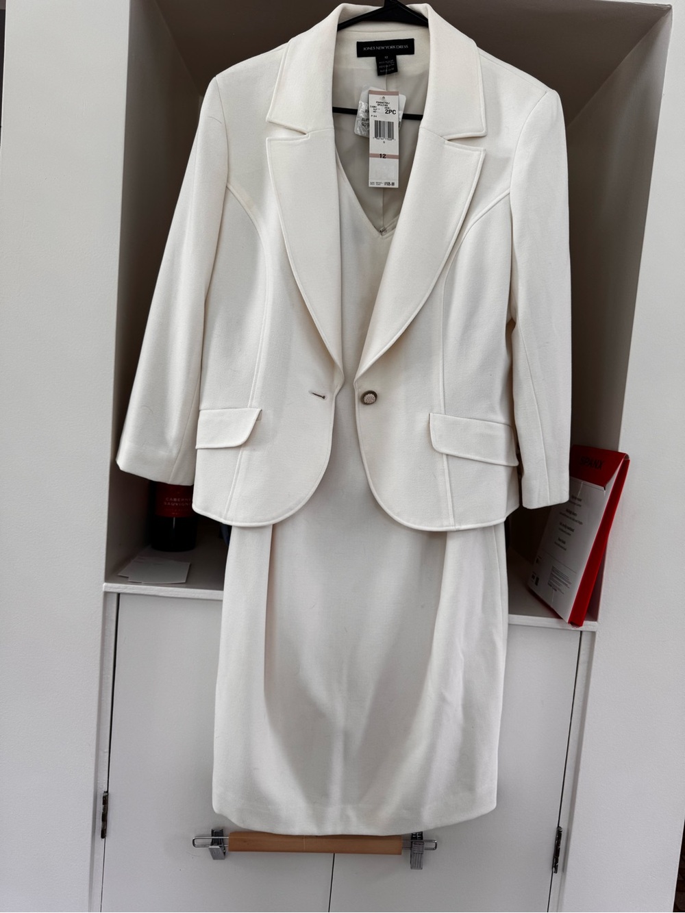 Jones New York Ivory 2 Piece Dress Blazer Suit NWT Size 12 $169